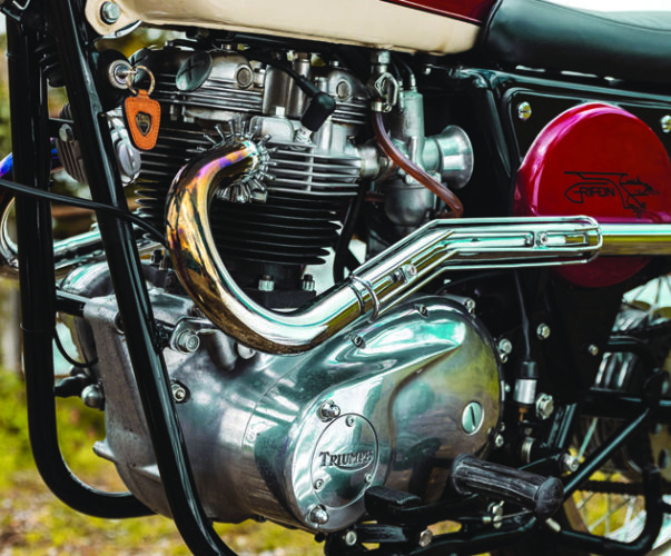 949cc-parallel-triumph-twin-2